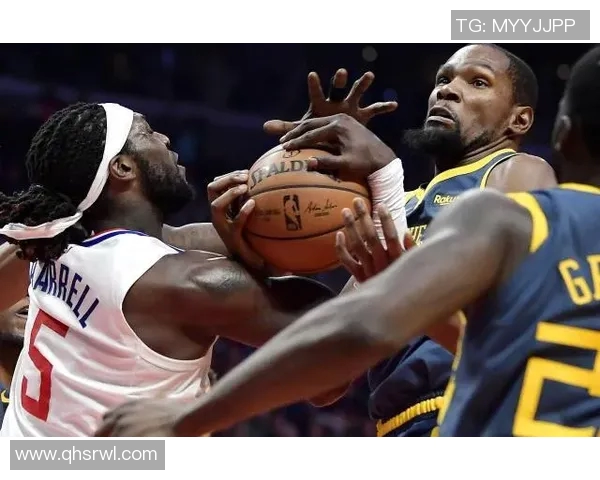 里弗斯父子携手共进篮球之路传承与梦想的故事